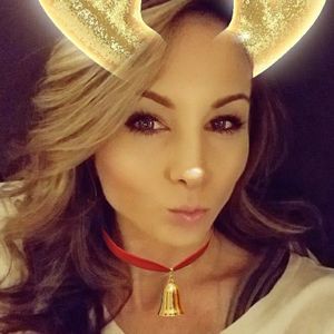 Meet your Posher, Crystal binder